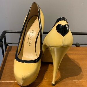 Twin Set by Simona Barbieri Yellow and Black Heels